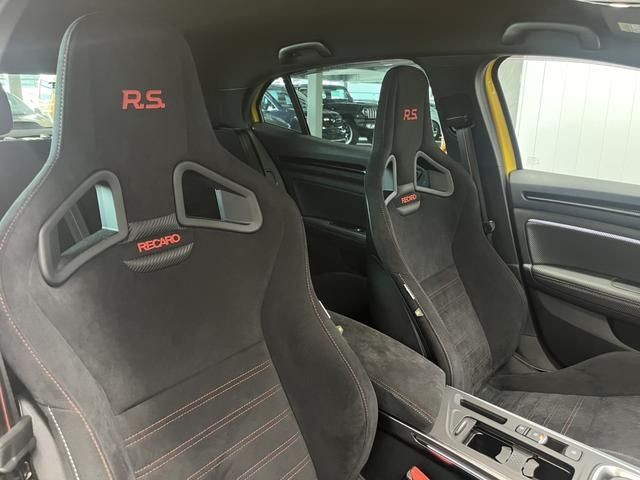 RENAULT MEGANE hatchback