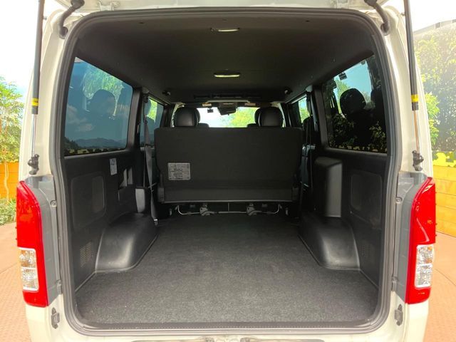 HIACE van 2WD