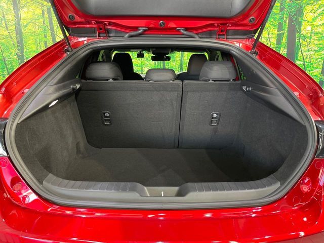 MAZDA3 FASTBACK