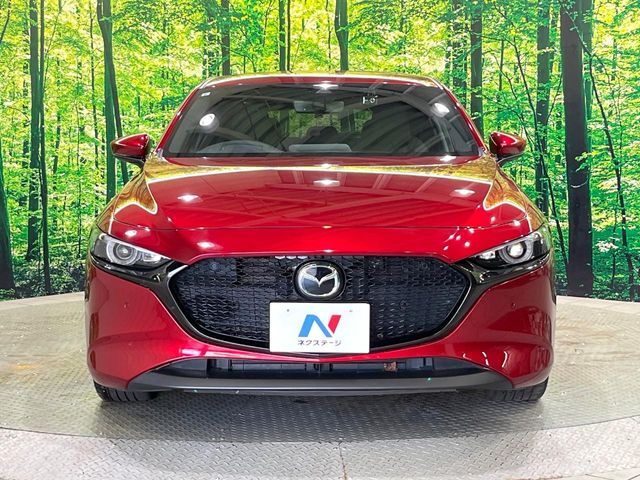 MAZDA3 FASTBACK
