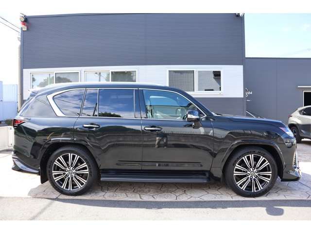 LEXUS LX700h