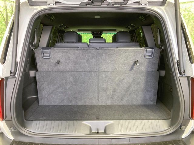 LANDCRUISER 250