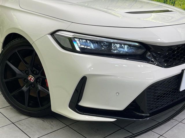 CIVIC hatchback