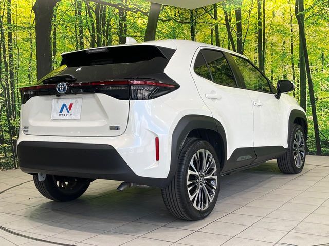 YARIS CROSS HYBRID