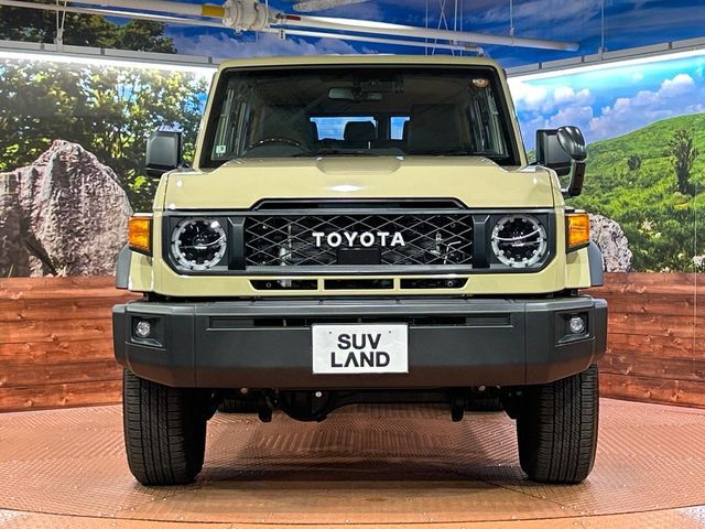 LANDCRUISER 70