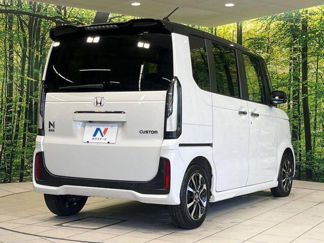 N BOX CUSTOM