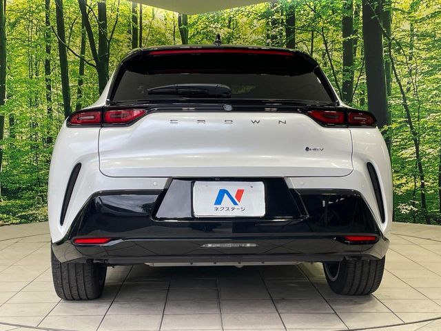 CROWN SPORT