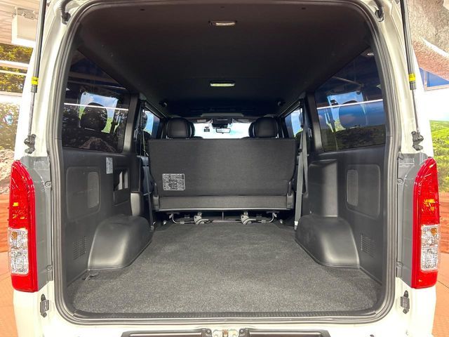 HIACE van 2WD