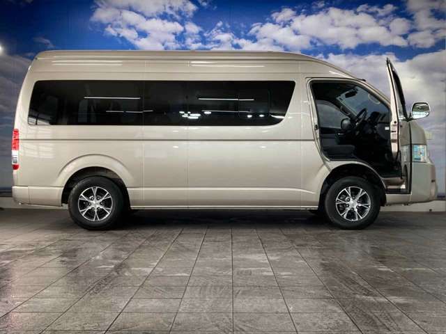 HIACE wagon 4WD