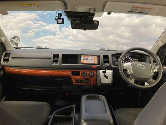 HIACE van 4WD