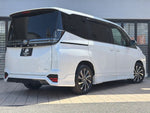 VOXY HYBRID