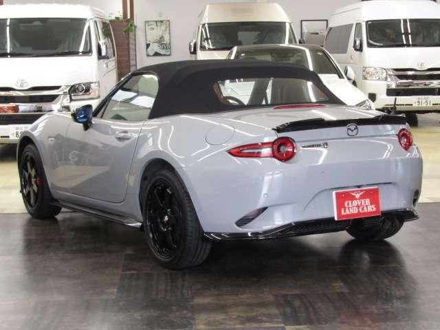 ROADSTER