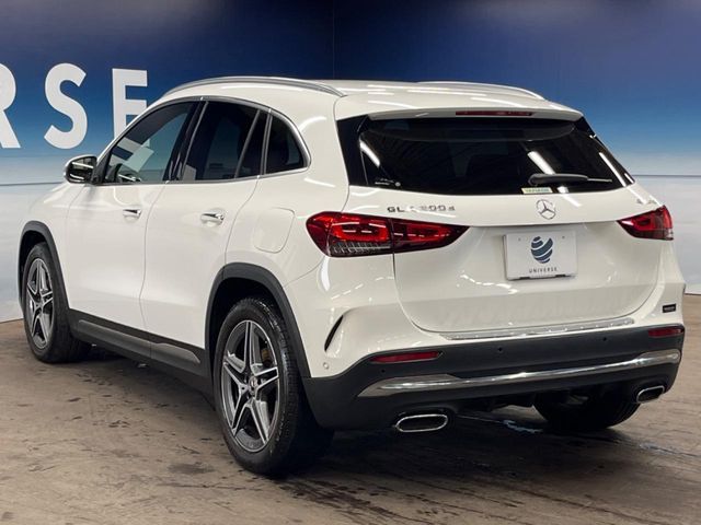 MERCEDES BENZ GLA class