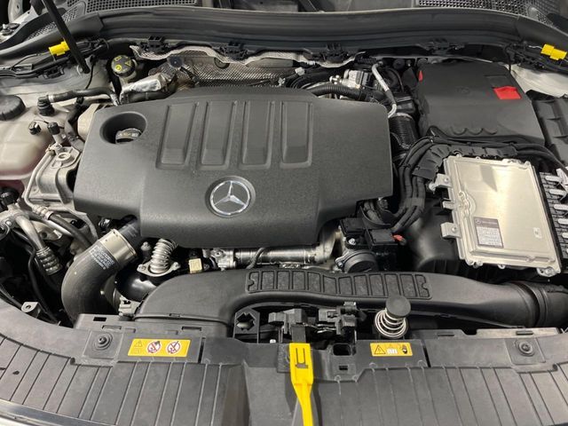 MERCEDES BENZ GLA class