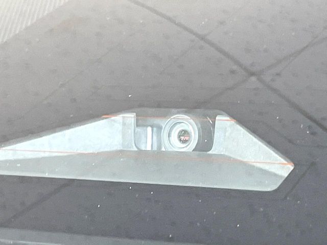 VOXY HYBRID