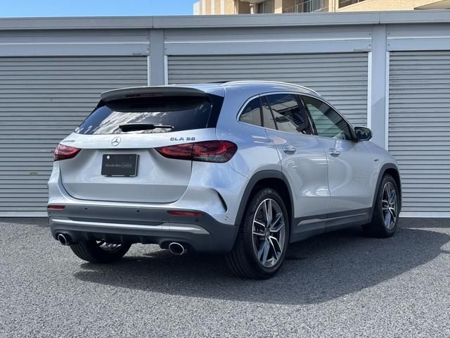 MERCEDES AMG GLA class
