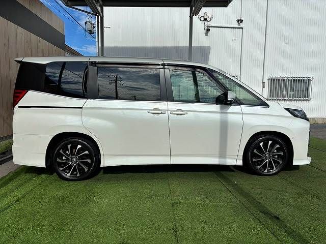 NOAH HYBRID