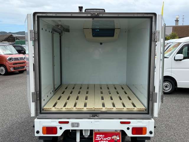 CARRY truck