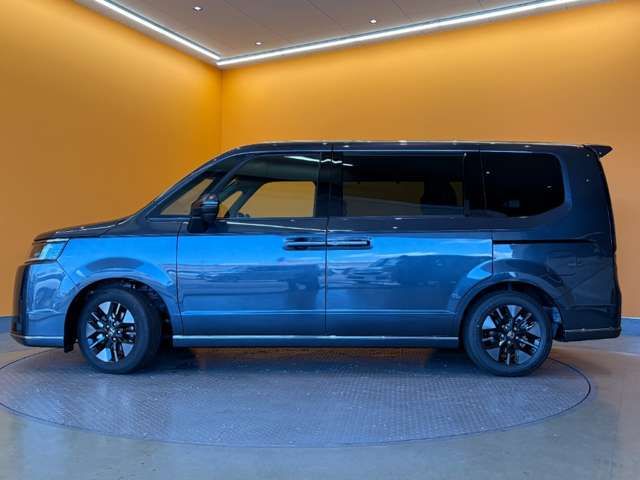 STEPWAGON e:HEV SPADA