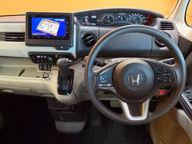 N BOX