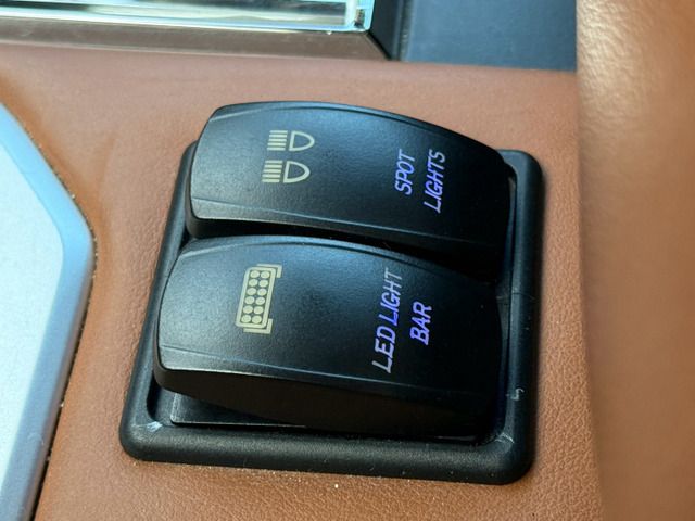 TANDORA 4WD