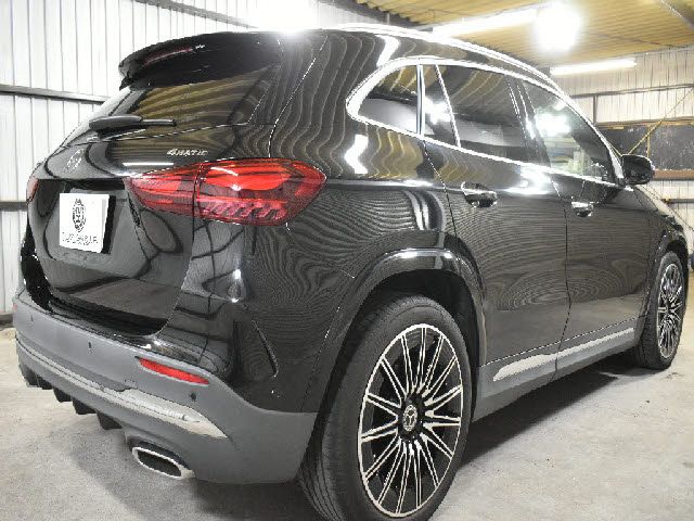MERCEDES BENZ GLA class