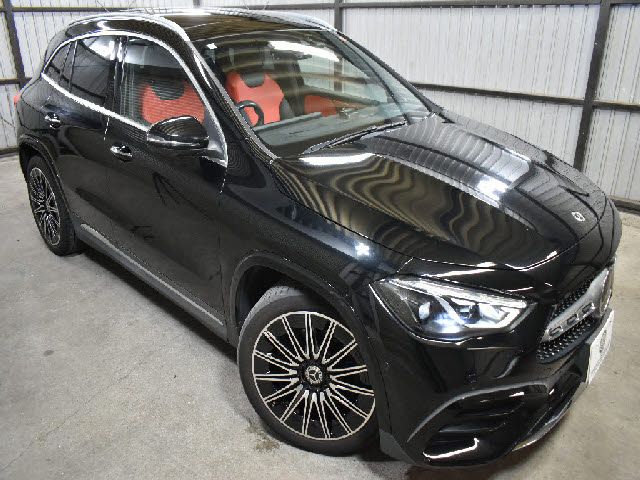 MERCEDES BENZ GLA class