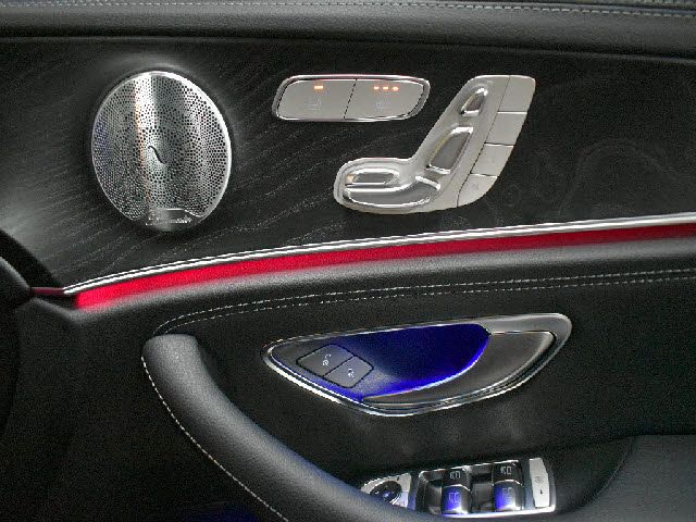 MERCEDES BENZ E class sedan
