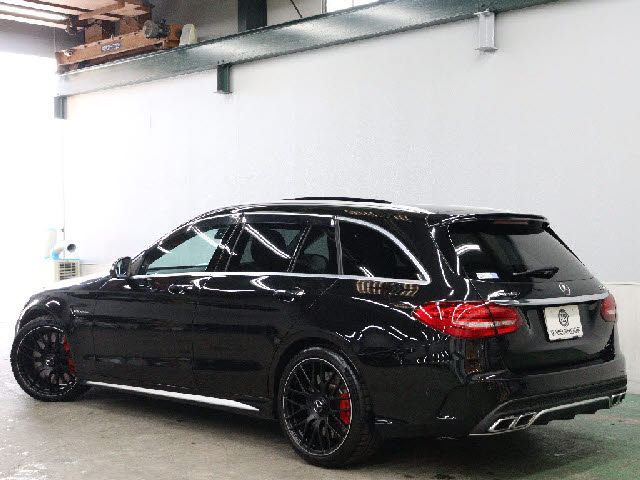 MERCEDES AMG C station wagon
