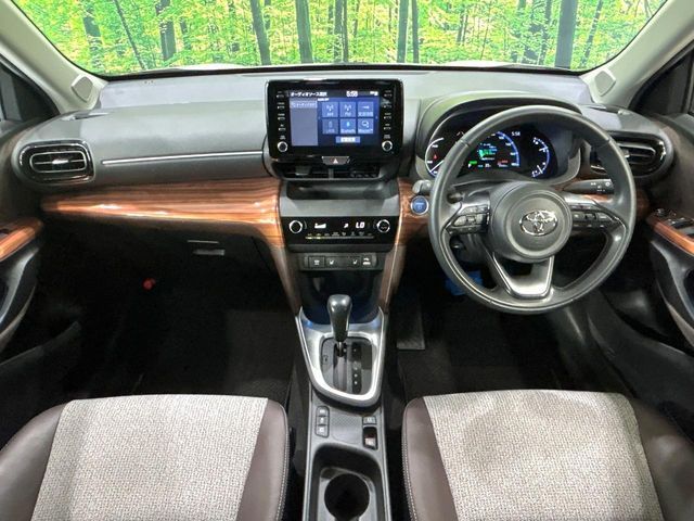 YARIS CROSS HYBRID