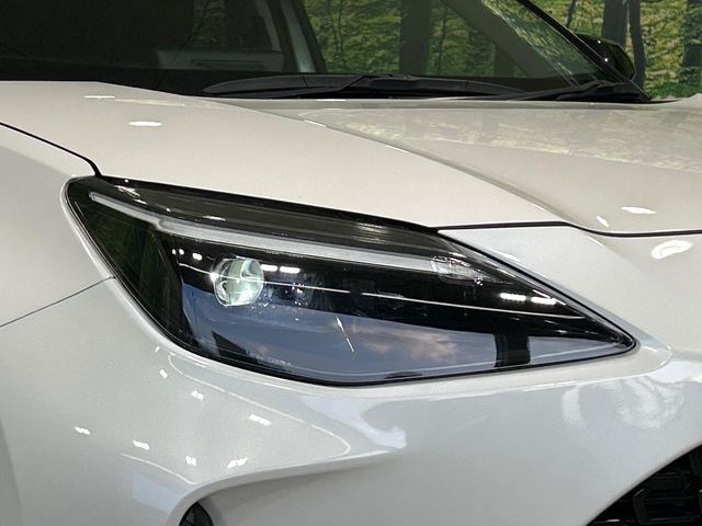 YARIS CROSS HYBRID