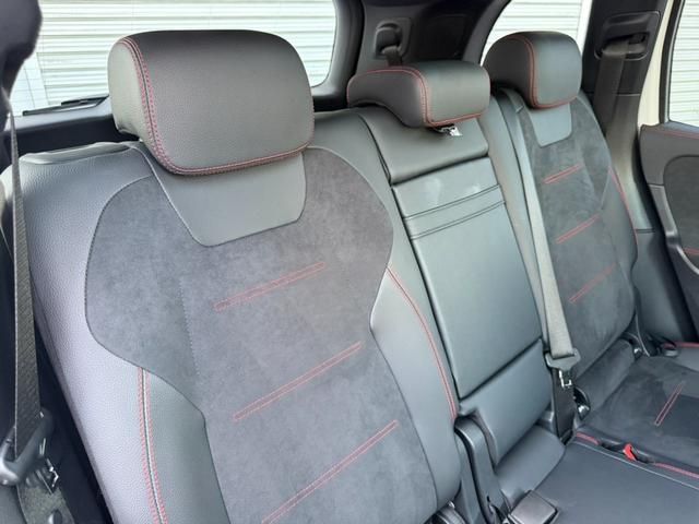 MERCEDES BENZ EQB