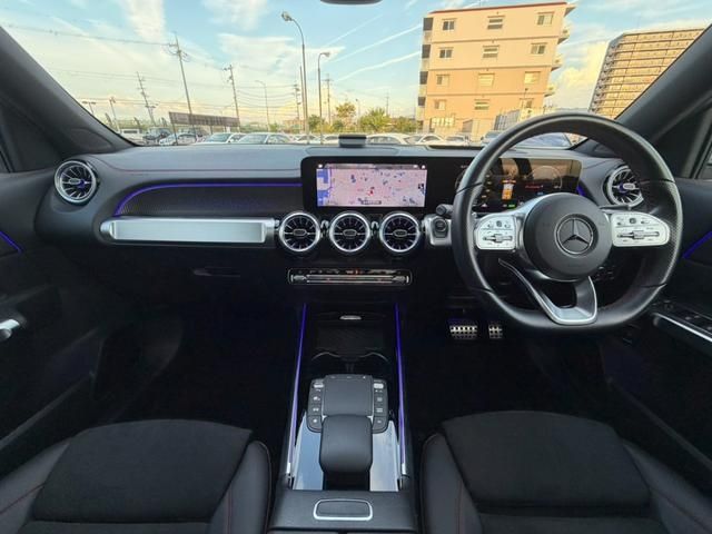 MERCEDES BENZ EQB