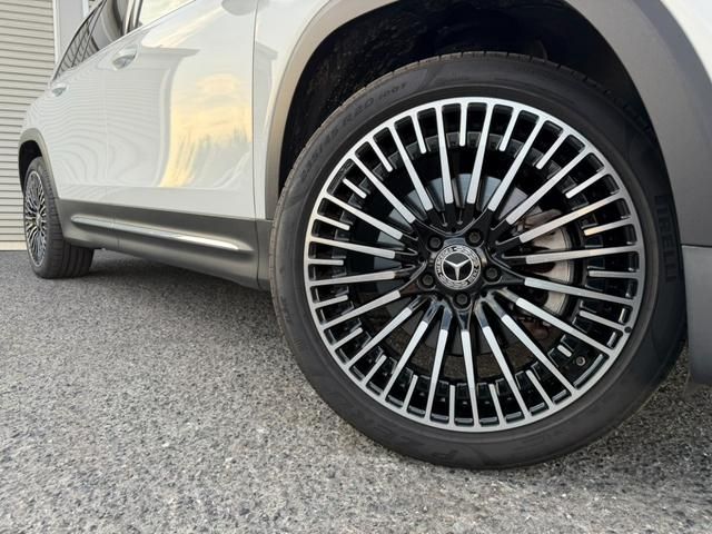 MERCEDES BENZ EQB