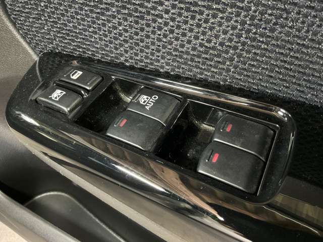 EXIGA CROSSOVER 7