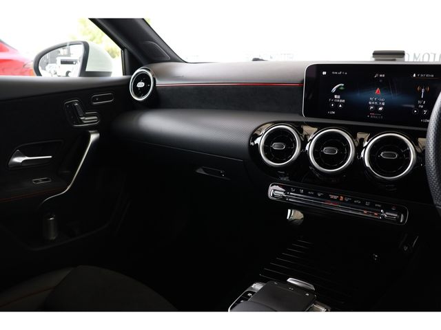 MERCEDES BENZ A class