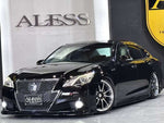 CROWN sedan hybrid