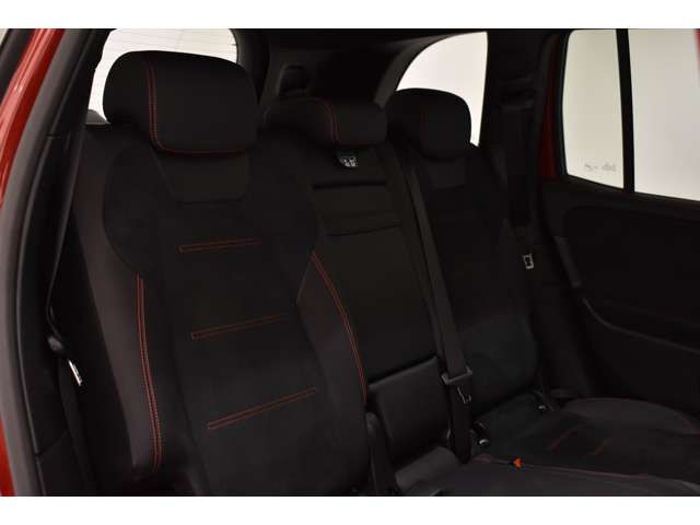 MERCEDES BENZ GLB