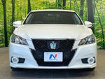 CROWN sedan hybrid