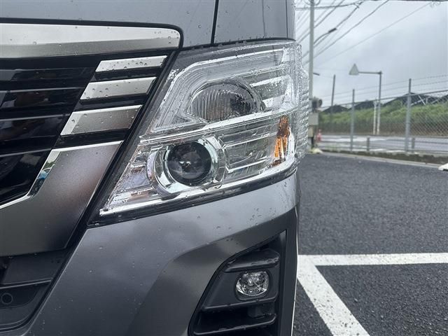CARAVAN van 2WD