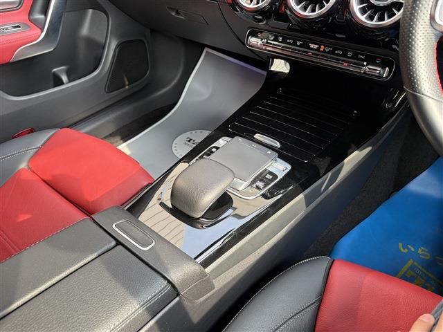 MERCEDES BENZ CLA class