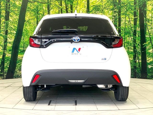 YARIS HYBRID