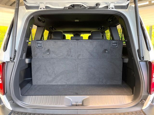 LANDCRUISER 250