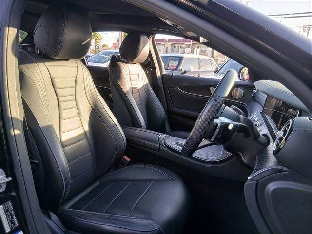 MERCEDES BENZ E class sedan