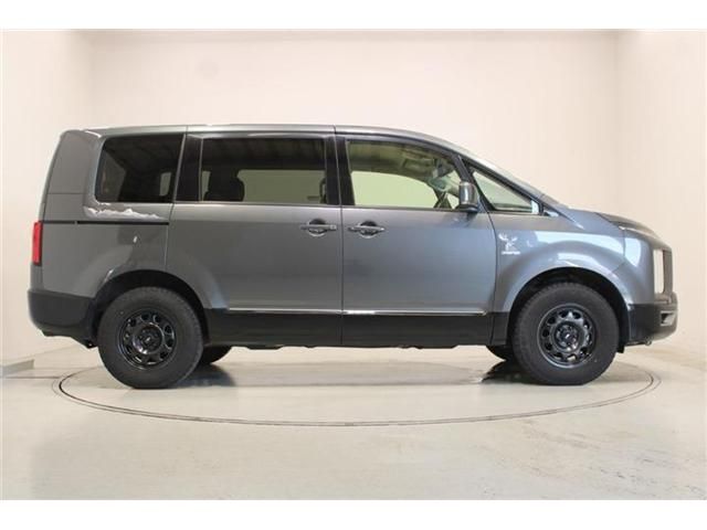 DELICA D:5 4WD