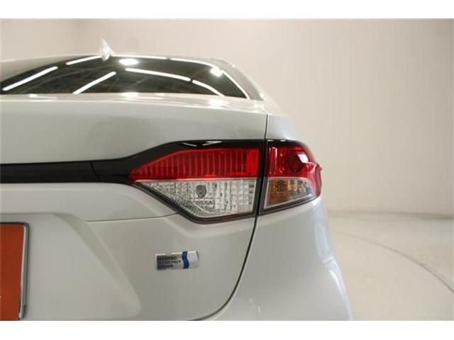 COROLLA sedan HYBRID