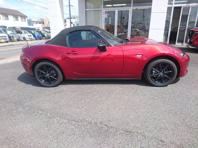 ROADSTER