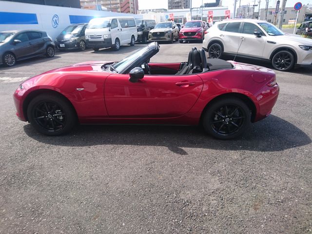 ROADSTER