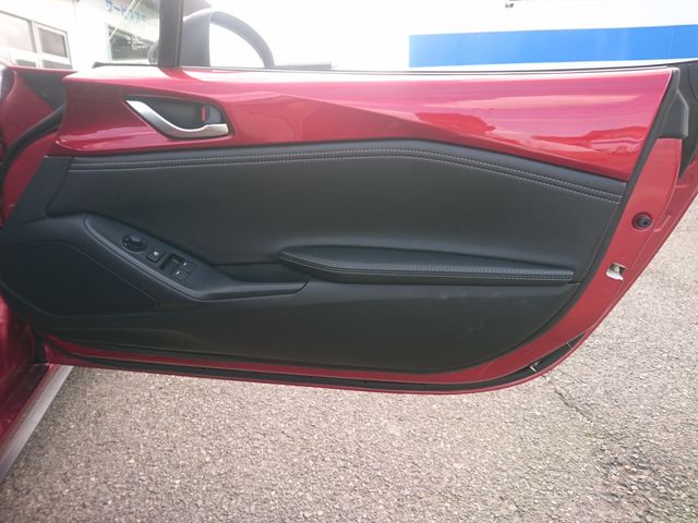 ROADSTER