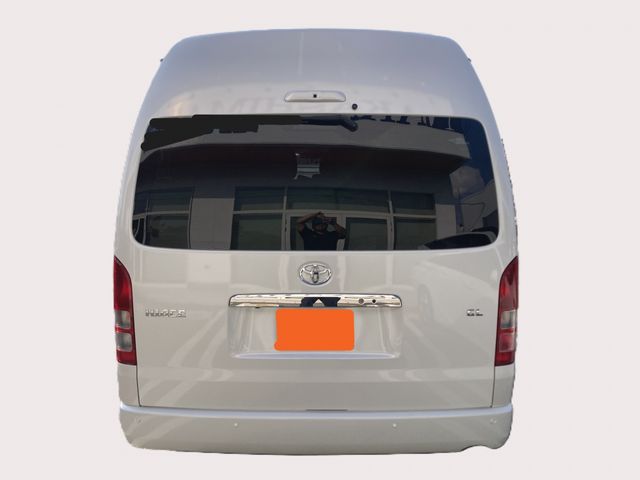 HIACE COMMUTER